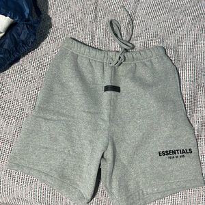 Fear of god essentials gray cotton shorts